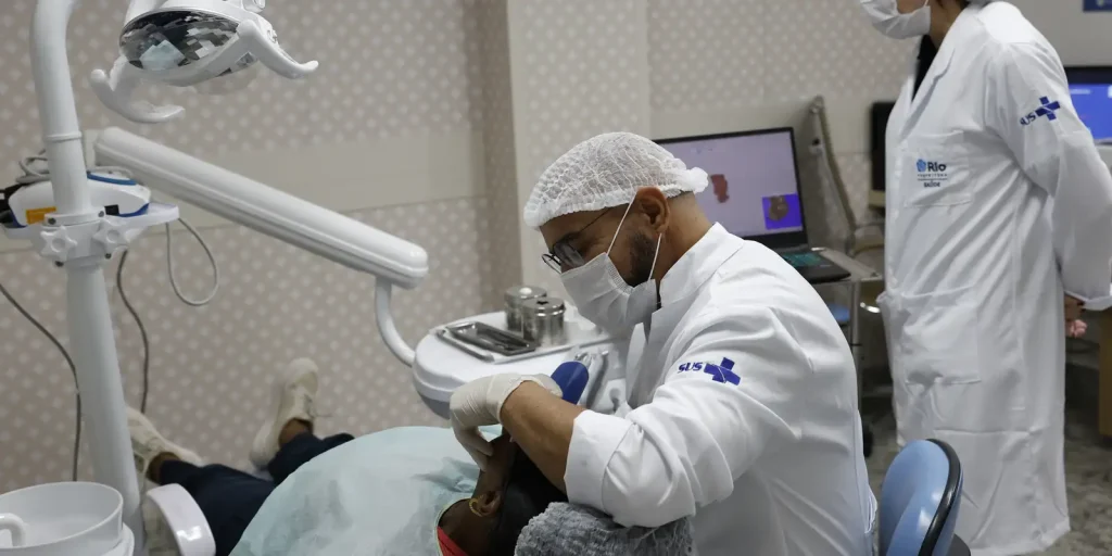 comissao-do-senado-aprova-novo-piso-salarial-de-medicos-e-dentistas